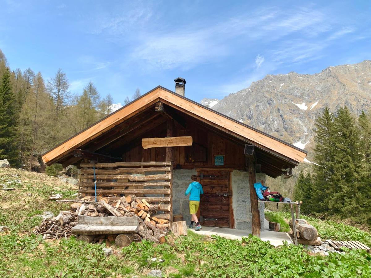 Hotel Ferrari Pinzolo Exteriör bild