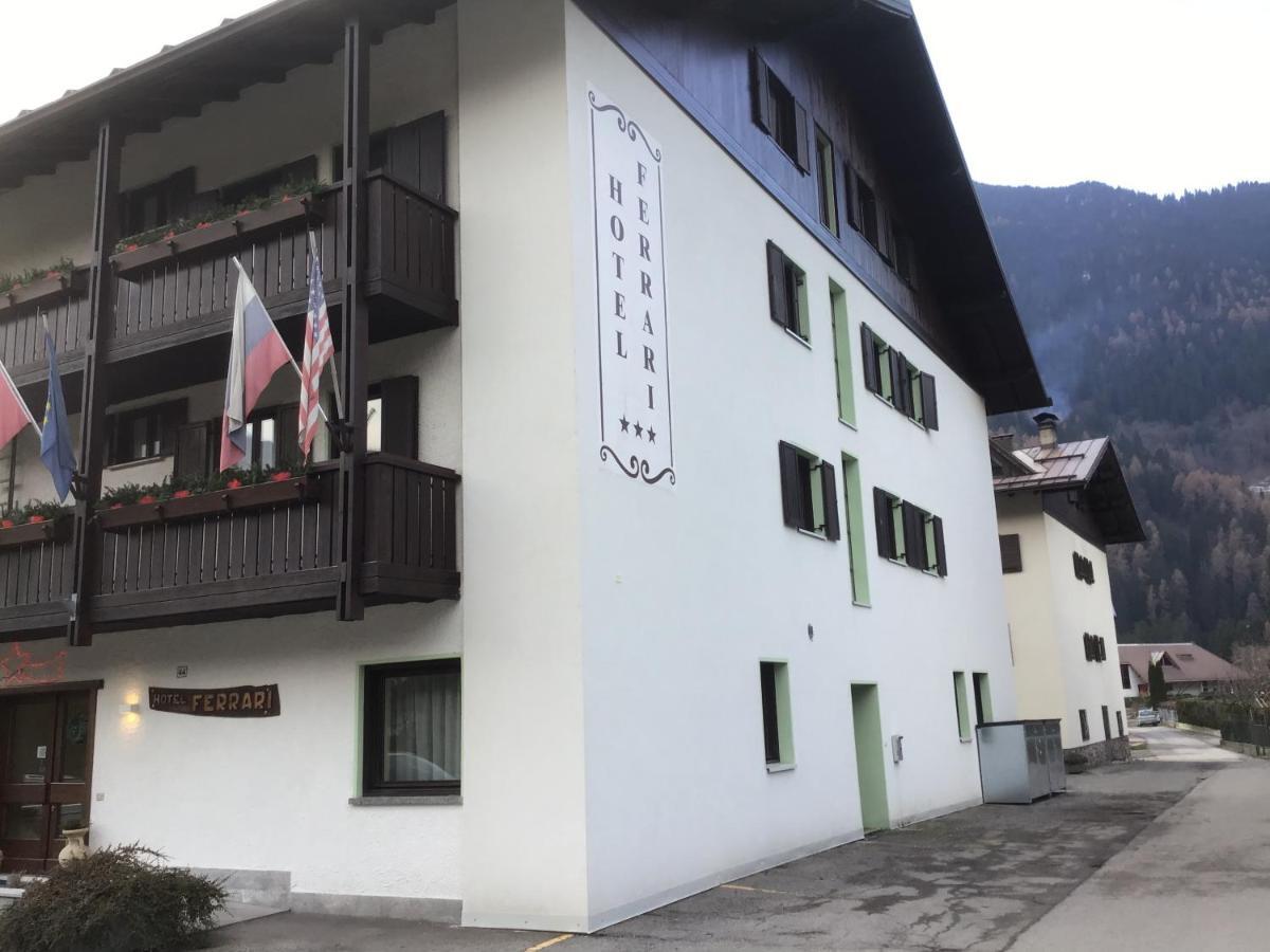 Hotel Ferrari Pinzolo Exteriör bild